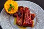 PORTO ALEGRE, RS, BRASIL, 11/08/2016 : Receitas com carne de porco - filé de porco com chutney de manga, lombinho de porco com purê de maçã, pernil de porco com purê de batata, sanduíche de pernil, costelinha com laranja e mel, massa com ragu de porco. (Omar Freitas/Agência RBS)Indexador: Omar Freitas<!-- NICAID(12375910) -->