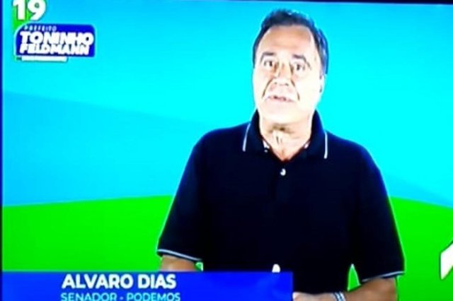 Senador Álvaro Dias no programa de Antonio Feldmann (Podemos)<!-- NICAID(14621342) --> Senador Álvaro Dias no programa de Antonio Feldmann (Podemos)<!-- NICAID(14621342) -->