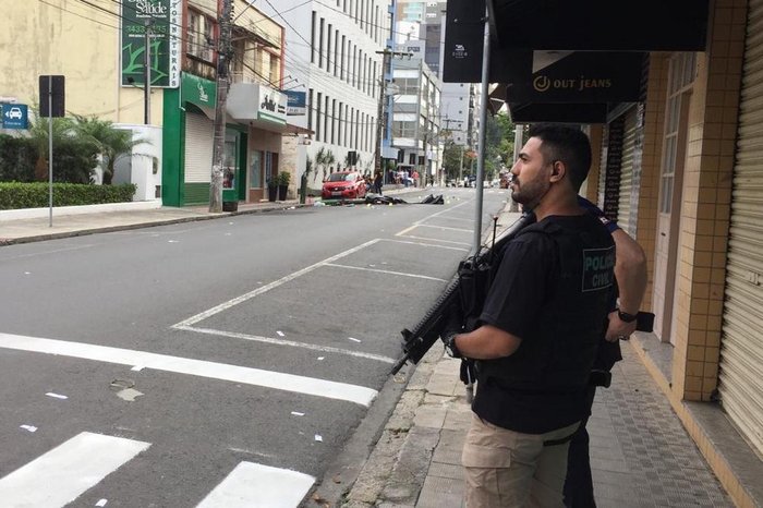 Crime ocorreu no início da madrugada desta terça