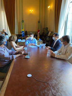 Grazielle Araujo / Casa Civil Grazielle Araujo / Casa Civil