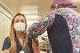 Clarissa Lautert, enfermeira gaúcha vacinada contra o coronavírus. Ela recebeu a dosagem da Pfizer nos Estados Unidos. Foto: Clarissa Lautert/Arquivo Pessoal<!-- NICAID(14674265) -->
