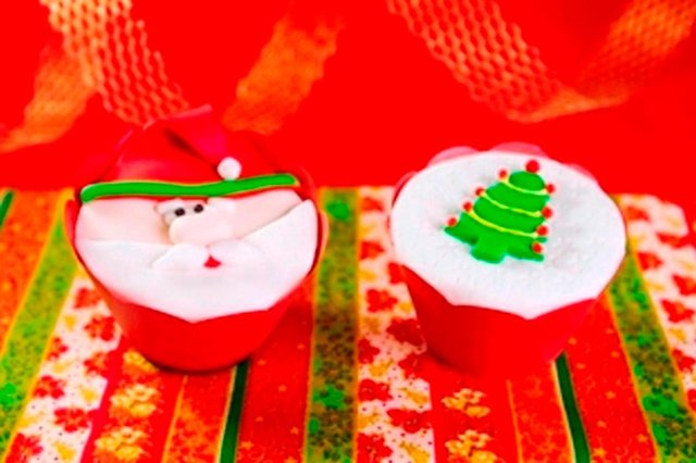Blog água na boca; Receita de Natal, cupcake natalino<!-- NICAID(8865171) -->
