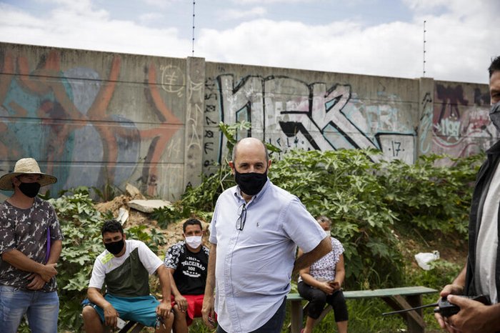 Secretário André Machado esteve no local no fim da manhã desta quinta