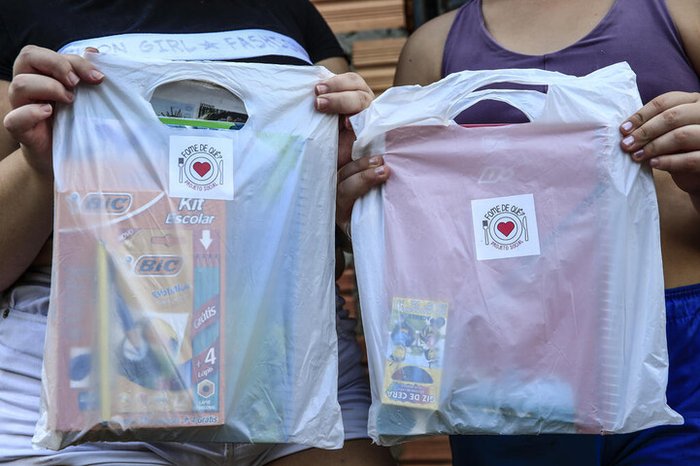 Antes, os cadernos eram encontrados em meio aos materiais de reciclagem