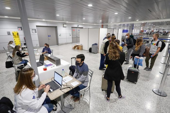 Neste primeiro dia de atividades, está prevista a testagem de passageiros de 14 voos