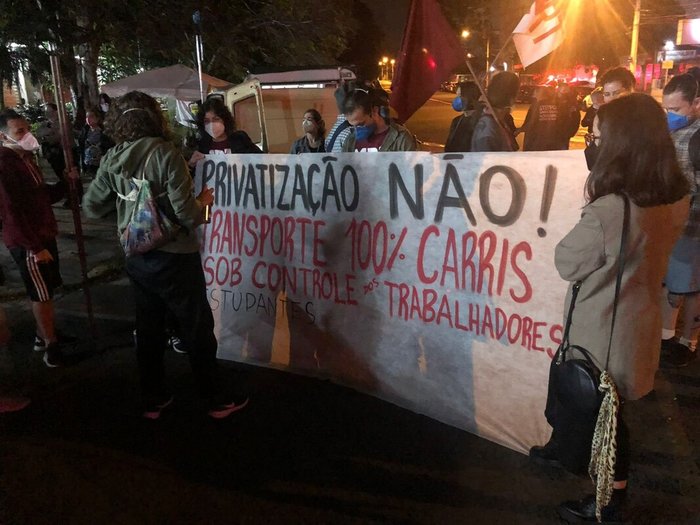 Grupo é contrário ao projeto apresentado pelo Executivo à Câmara que propõe a desestatização da empresa
