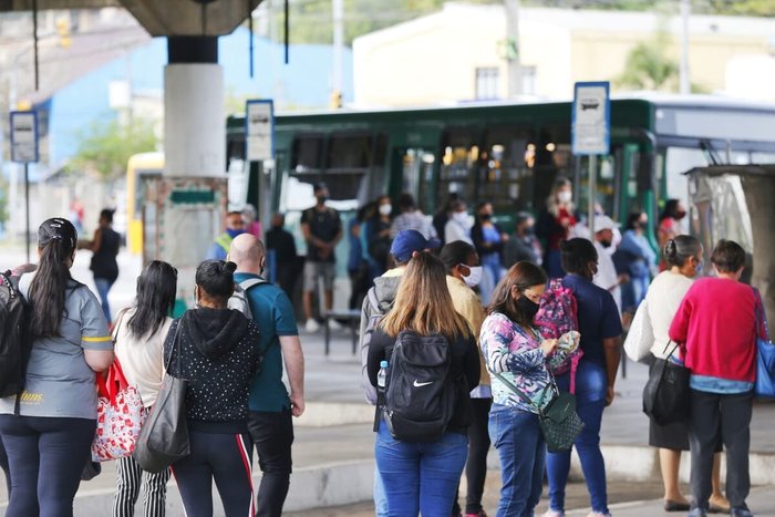 Situação no Terminal Antônio de Carvalho por volta das 8h30min