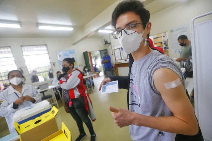 Vacinação na Unidade de Saúde Camaquã