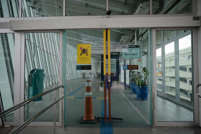 Estação do Aeromóvel, no aeroporto, segue fechada 