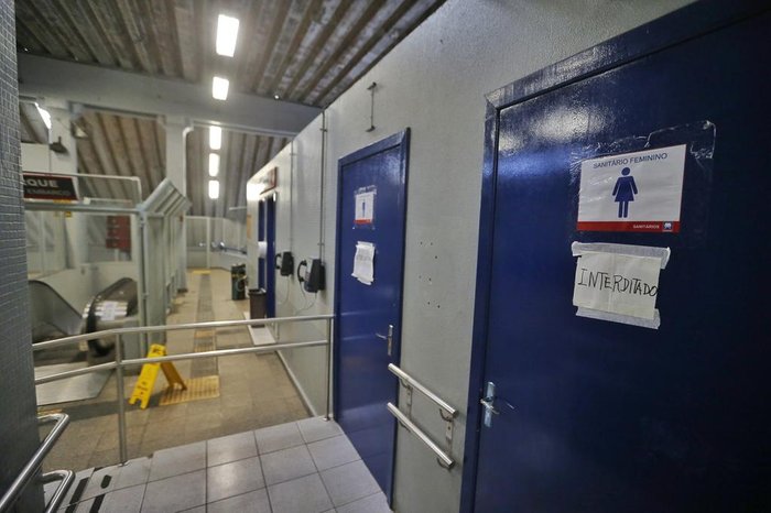 Banheiros interditados em Canoas