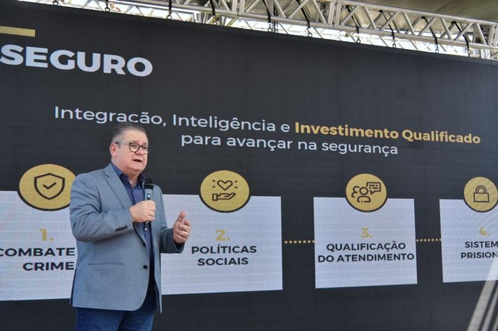 Vice-governador Ranolfo Vieira Júnior durante anúncio do Avançar na Segurança