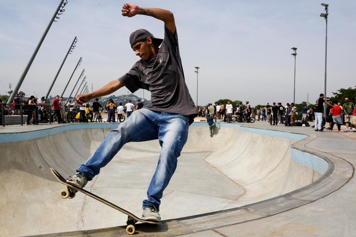 Um dos destaques é a maior pista de skate da América Latina
