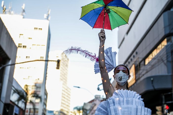 Performance ocorreu na Avenida Voluntários da Pátria, local que não recebe com frequência atrações culturais