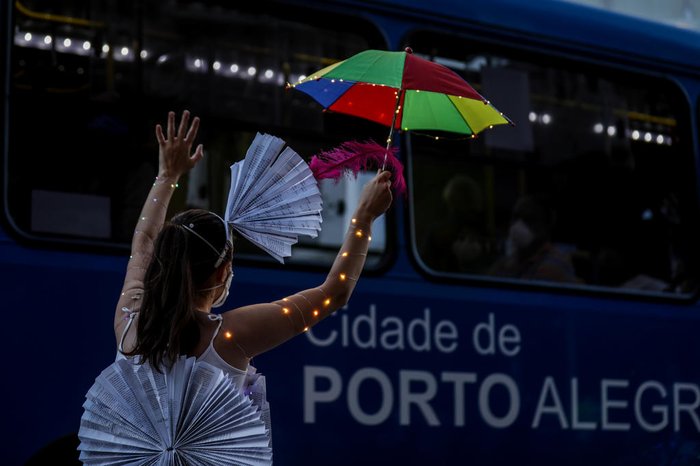 Performance foi uma homenagem aos trabalhadores que não pararam durante a pandemia