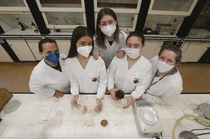 Laboratório da Liberato foi a estrutura utilizada pelas estudantes e professoras para o projeto