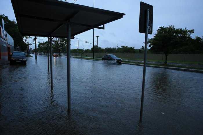 Segundo a CEEE Equatorial, são cerca de 5 mil pontos sem luz devido ao temporal no RS