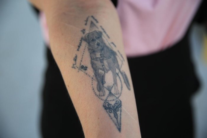Toquinho foi imortalizado em uma tatuagem no braço de Mariana
