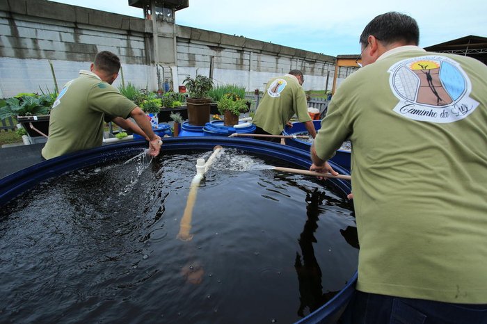 Dois tanques de dois mil litros foram adquiridos para cultivo de peixes