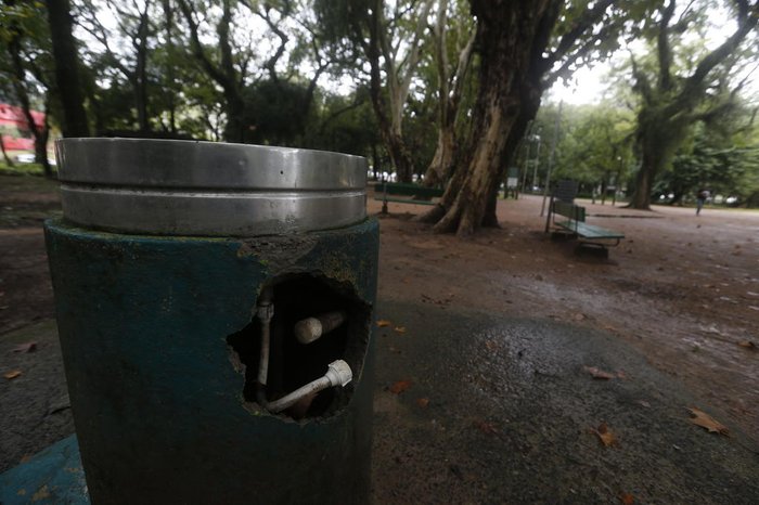 Parcão tem sido alvo de vandalismo e furtos