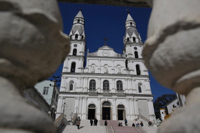 Vista de fora da paróquia Nossa Senhora das Dores