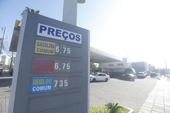 Em média, preço do diesel supera o da gasolina em R$ 0,60
