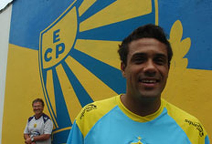 Nauro Júnior / null Nauro Júnior / null