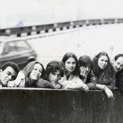 Foto do elenco original da peça Bailei na Curva. Da esquerda para a direita: Hermes Mancilha, Cláudia Accurso, Cláudio Cruz, Márcia do Canto, Júlio Conte, Regina Goulart, Flávio Bicca e Lúcia Serpa.#PÁGINA:7#PASTA: 82742 Fonte: Divulgação Fotógrafo: luiz antonio guerreiro<!-- NICAID(1492046) -->
