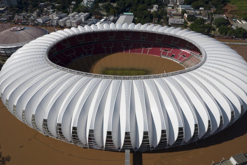Vista aérea do Estádio Beira-Rio e Orla , em Porto Alegre (RS), tomados pelas águas após o transbordamento do Lago Guaiba. Fotos: Renan Mattos/Agencia RBS<!-- NICAID(15756349) -->