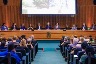 Com lançamento de manual, Ministério Público inicia seminário sobre mudanças climáticas - Foto: Thiago Coutinho/Comunicação MPRS/Divulgação<!-- NICAID(15605618) -->