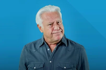 Antonio Fagundes participa de esquete do Novembro Azul com Porta dos Fundos.<!-- NICAID(15589693) -->