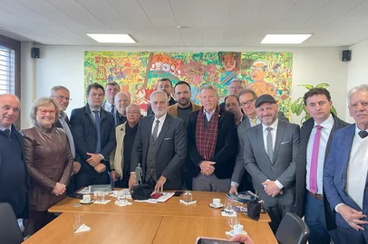 Daiana Nervo / Prefeitura de Venâncio Aires Parlamentares e autoridades pró-tabaco apelam para que Brasil não apoie medidas restritivas ao setor em conferência internacional<!-- NICAID(16169355) -->