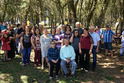 No município de Pinhal da Serra-RS Antoninho Berto e Dona Helena completaram 74 Anos de Casamento.<!-- NICAID(14942216) -->