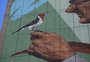 Com pássaro e borboleta, mural em homenagem ao ambientalista José Lutzenberger começa a tomar forma
