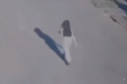 Câmera registrou Daniela Cristina Guterres Moraes, 34 anos, caminhando por rua de Teutônia antes de desaparecer.