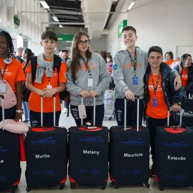 Alunos da rede municipal de Passo Fundo embarcam para Missão Cidade Educadora na Colômbia