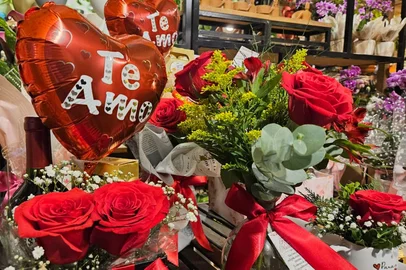 Procura por flores aquece vendas em Pelotas e impulsiona expectativa do comércio<!-- NICAID(16303370) -->