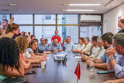 Joaquim Moura / Divulgação Reunião partidos da frente pró-Lula no RS<!-- NICAID(16182992) -->