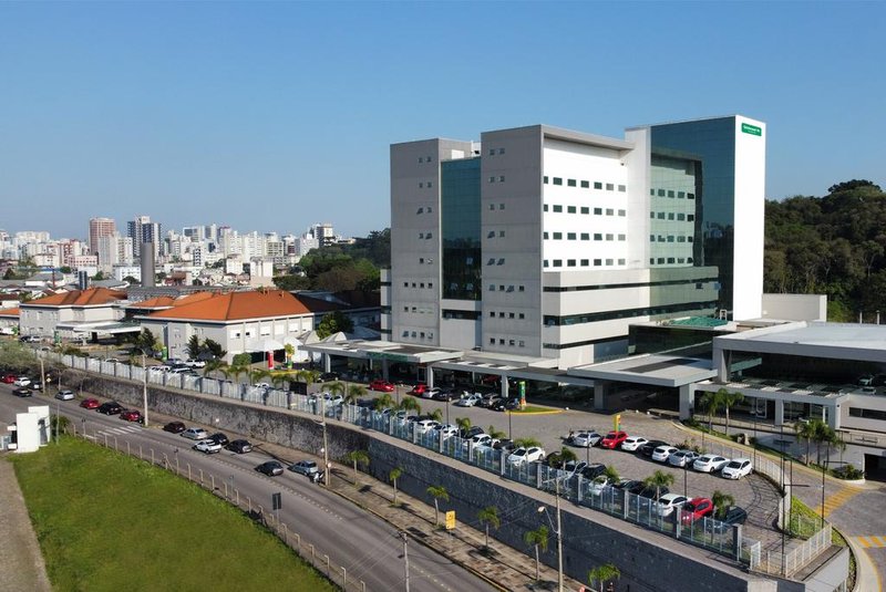 Complexo Hospitalar Unimed, unimed, caxias do sul<!-- NICAID(15517827) -->