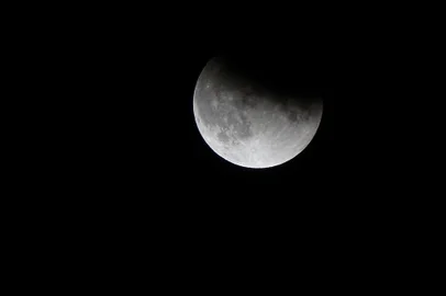 Eclipse lunar parcial - Foto: jaime/stock.adobe.comFonte: 284785656<!-- NICAID(15844359) -->