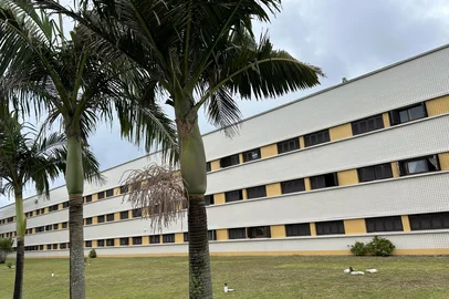 Edifício Tramandaí Turist, em Tramandaí.Janeiro de 2026.<!-- NICAID(16212373) -->