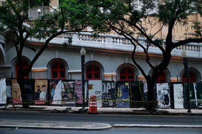 PORTO ALEGRE, RS, BRASIL, 29-01-2026: Pichações ja surgiram no viaduto da Borges antes mesmo de ser entregue. (Foto: André Ávila/Agência RBS)Indexador: Andre Avila<!-- NICAID(16214522) -->