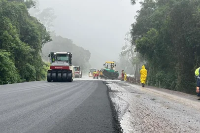 A concessionária Caminhos da Serra Gaúcha (CSG) irá liberar a partir das 18h desta quinta-feira (16) o trecho da ERS-122, entre o distrito de Nova Milano (Farroupilha) e a cidade de São Vendelino.<!-- NICAID(15765986) -->