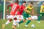BRASILEIRO A 2023, CUIABA X INTERNACIONALMT - BRASILEIRO A 2023, CUIABÁ X INTERNACIONAL - ESPORTES - MT - CUIABÁ - 29/11/2023 - BRASILEIRO A 2023, CUIABÁ X INTERNACIONAL - Denilson jogador do Cuiabá disputa lance com Valencia jogador do Internacional durante partida no estádio Arena Pantanal pelo campeonato Brasileiro A 2023. 29/11/2023 - Foto: GIL GOMES/AGIF - AGÊNCIA DE FOTOGRAFIA/AGIF - AGÊNCIA DE FOTOGRAFIA/ESTADÃO CONTEÚDOEditoria: ESPORTESLocal: CUIABAIndexador: GIL GOMESFotógrafo: AGIF - AGÊNCIA DE FOTOGRAFIA<!-- NICAID(15612498) -->