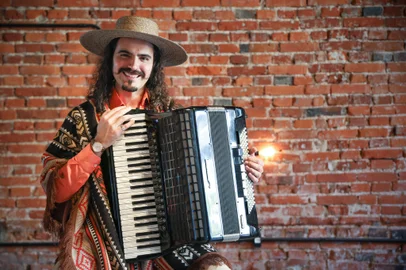 Fernando Ávila, acordeonista.<!-- NICAID(15840450) -->