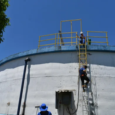 Em Caxias do Sul, pode haver falta de água em alguns bairros da cidade na segunda (28) e terça-feira (29), em decorrência da nova etapa de limpeza e desinfecção de reservatórios de água de grande porte, realizada pelo Serviço Autônomo Municipal de Água e Esgoto (Samae).<!-- NICAID(16024104) -->