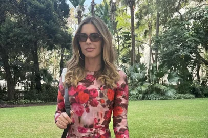Fernanda Lima<!-- NICAID(15893075) -->