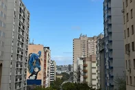 céu azul voltou a porto alegre depois da fumaça das queimadas em setembro de 2024<!-- NICAID(15866851) -->