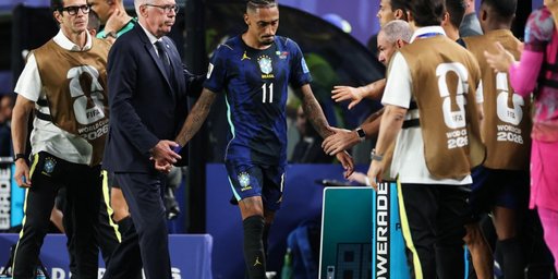Raphinha tem lesão confirmada e vira desfalque da Seleção Brasileira; veja boletim médico da CBF