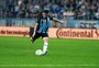 Bertoncello: relembre os últimos gols do Grêmio marcados de falta