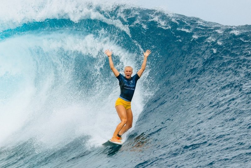 Tatiana Weston-Webb, surfe
